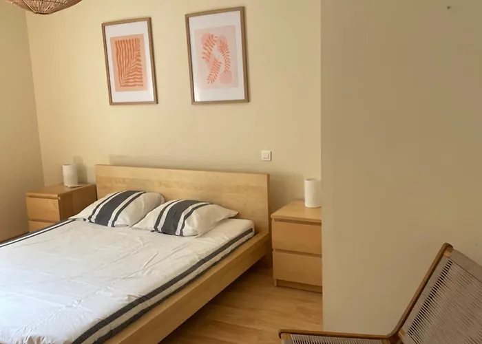 Villa Sartene - - 16 Pers - 8 Pieces - 6 *